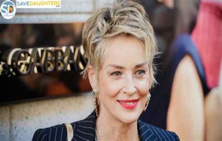 
Matt Helt Height, Weight, Net Worth, Age, Wiki, Who, Instagram, Biography 